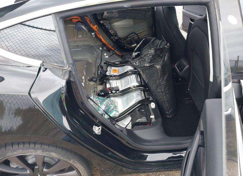 Photo 22 of 2018 Tesla Model 3 LONG RANGE/PERFORMANCE (VIN 5YJ3E1EB0JF130796)