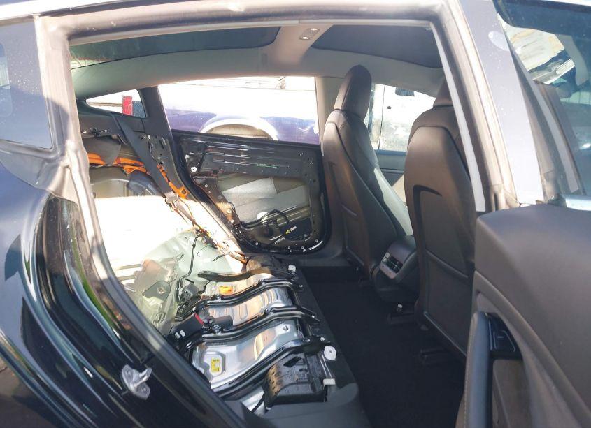 Photo 8 of 2018 Tesla Model 3 LONG RANGE/PERFORMANCE (VIN 5YJ3E1EB0JF130796)