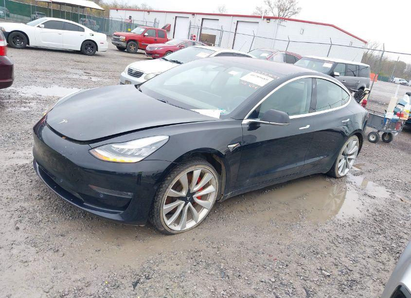 Photo 2 of 2019 Tesla Model 3 LONG RANGE/PERFORMANCE (VIN 5YJ3E1EB0KF236621)