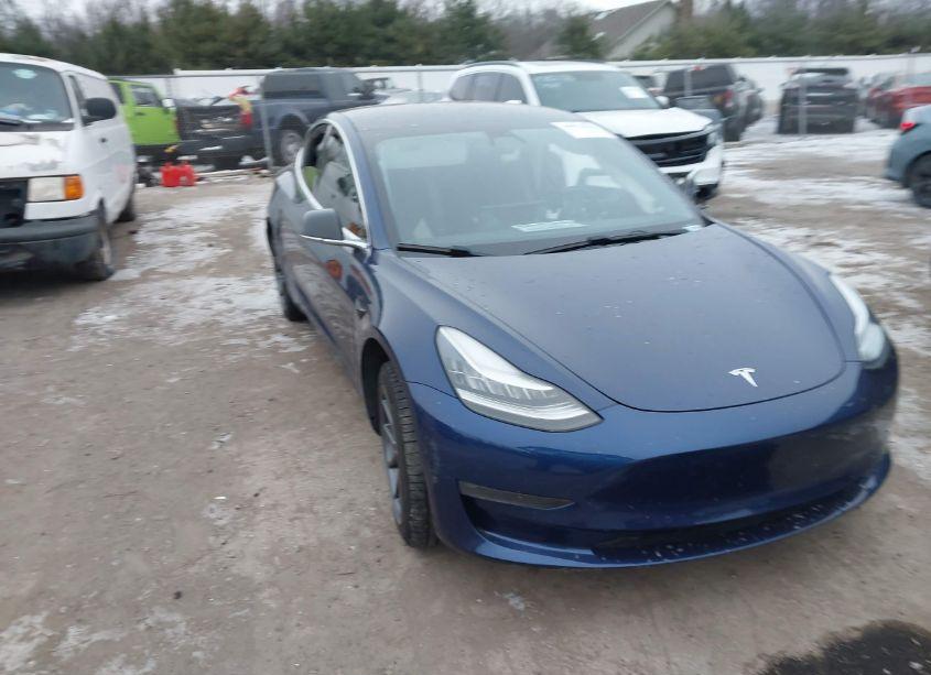 2019 Tesla Model 3 LONG RANGE/PERFORMANCE (VIN 5YJ3E1EB0KF364972) main photo