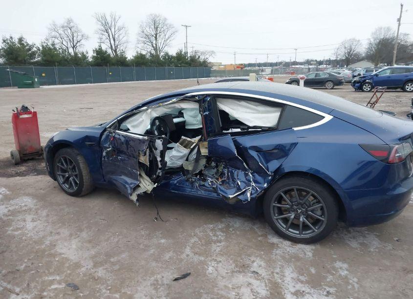 Photo 15 of 2019 Tesla Model 3 LONG RANGE/PERFORMANCE (VIN 5YJ3E1EB0KF364972)