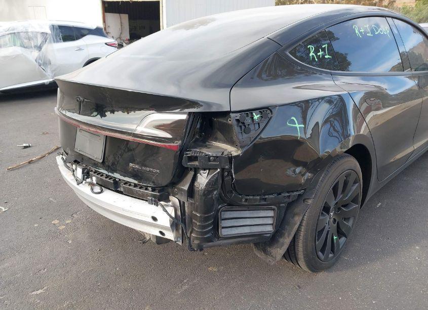Photo 18 of 2022 Tesla Model 3 LONG RANGE DUAL MOTOR ALL-WHEEL DRIVE (VIN 5YJ3E1EB0NF113034)