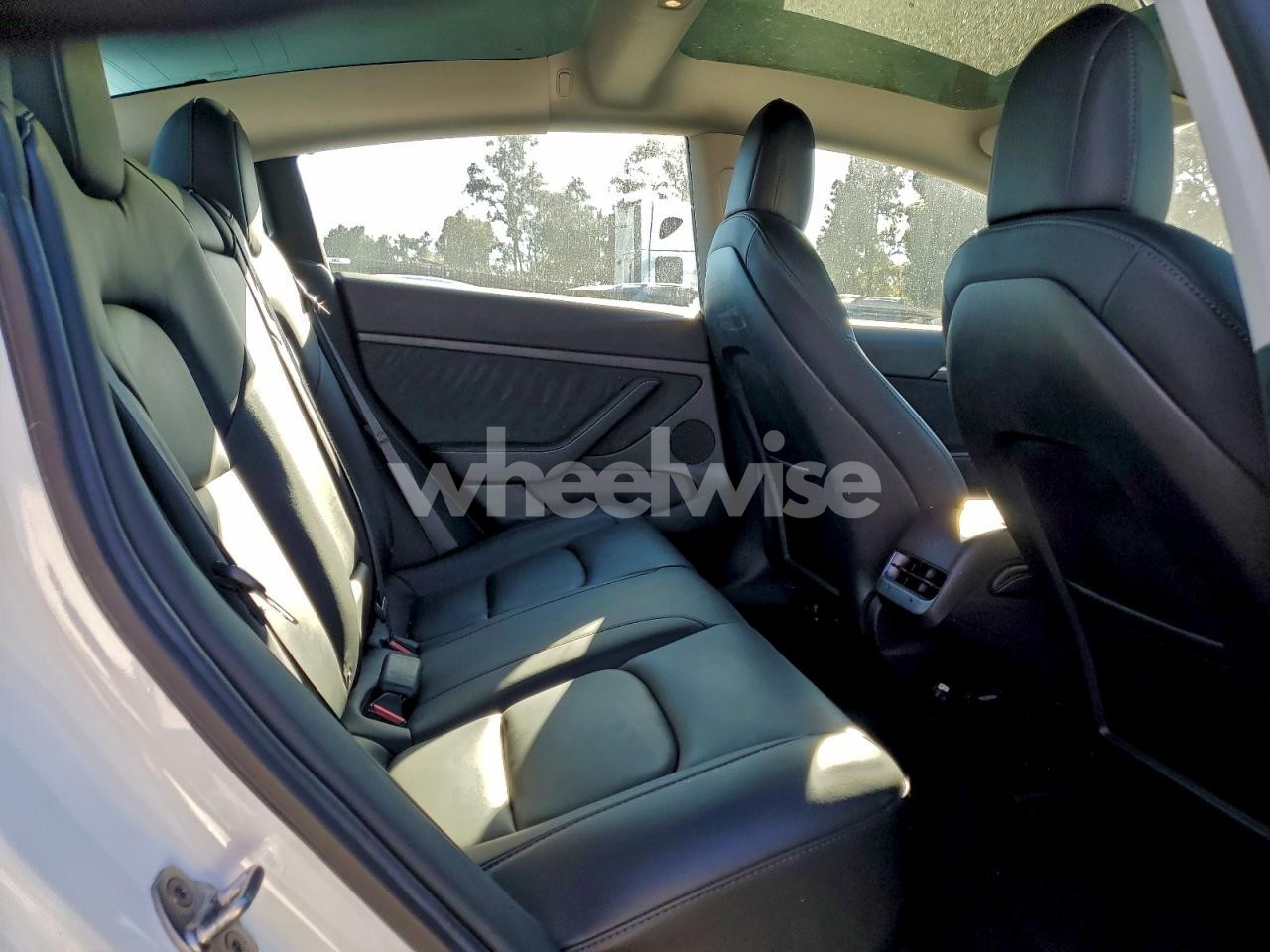 Photo 10 of 2022 TESLA MODEL 3 (VIN 5YJ3E1EB0NF130383)