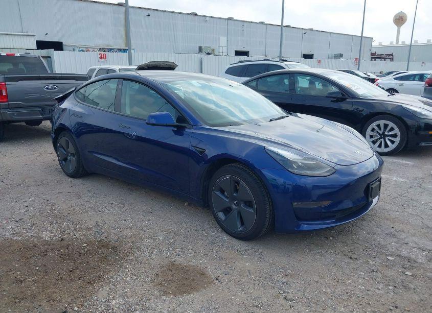 2022 Tesla Model 3 LONG RANGE DUAL MOTOR ALL-WHEEL DRIVE (VIN 5YJ3E1EB0NF168597) main photo