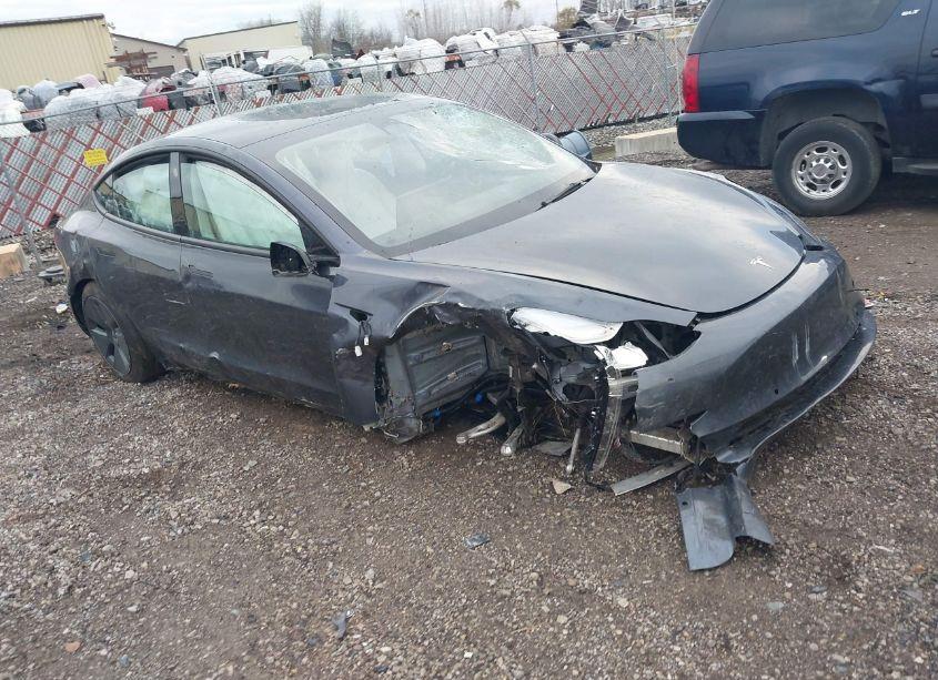 2022 Tesla Model 3 LONG RANGE DUAL MOTOR ALL-WHEEL DRIVE (VIN 5YJ3E1EB0NF194245) main photo