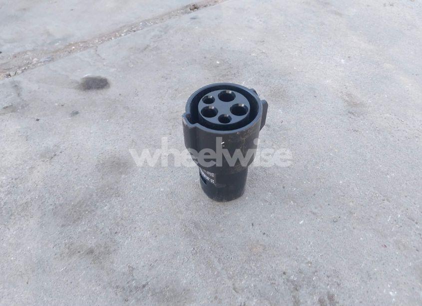 Photo 12 of 2018 Tesla Model 3 LONG RANGE/PERFORMANCE (VIN 5YJ3E1EB1JF083326)