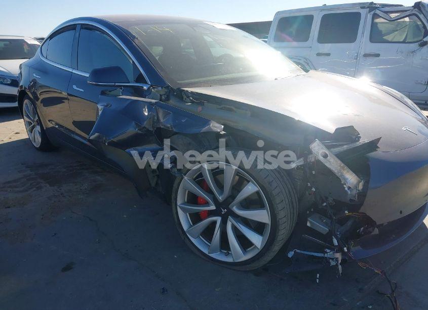 Photo 6 of 2018 Tesla Model 3 LONG RANGE/PERFORMANCE (VIN 5YJ3E1EB1JF083326)