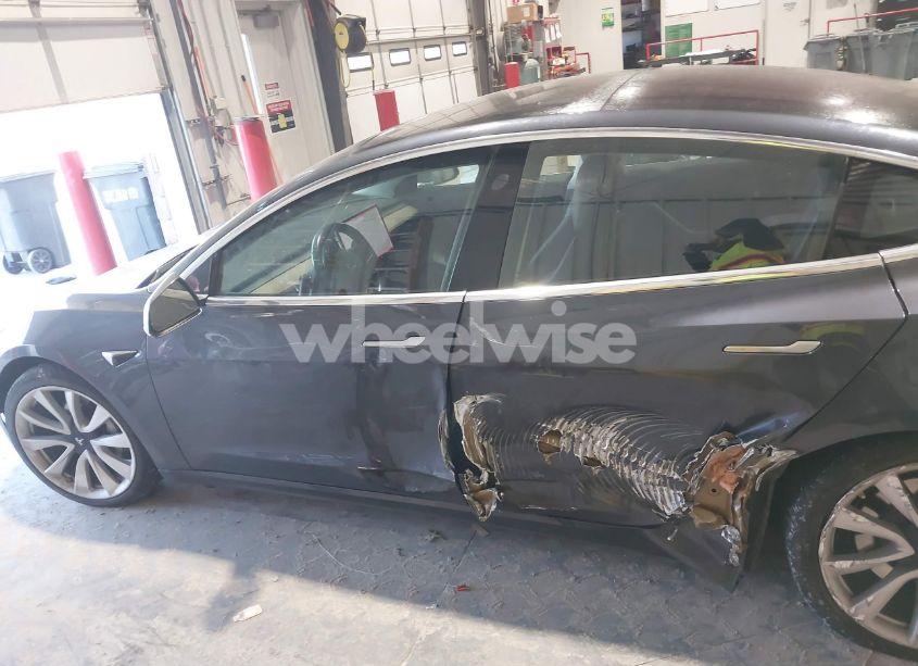 Photo 14 of 2018 Tesla Model 3 LONG RANGE/PERFORMANCE (VIN 5YJ3E1EB1JF145520)