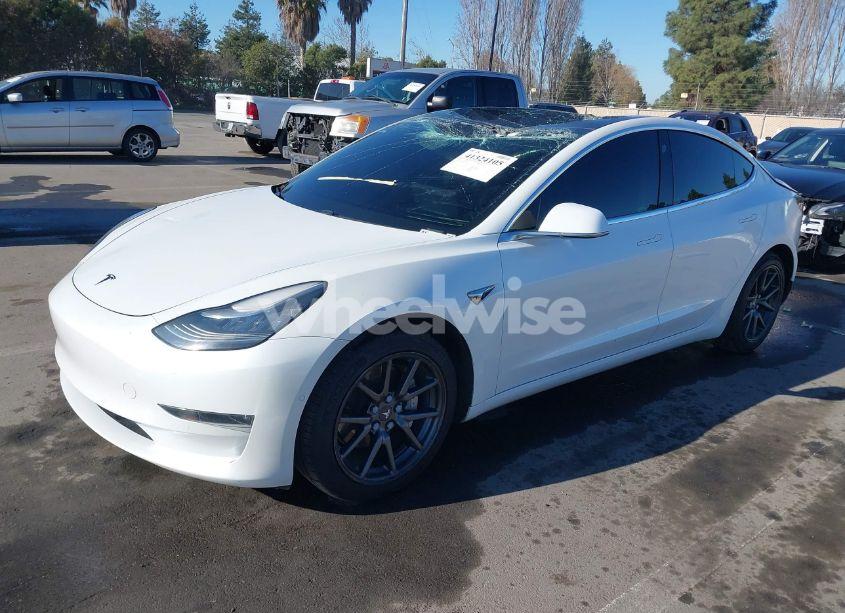Photo 2 of 2019 Tesla Model 3 LONG RANGE/PERFORMANCE (VIN 5YJ3E1EB1KF511591)
