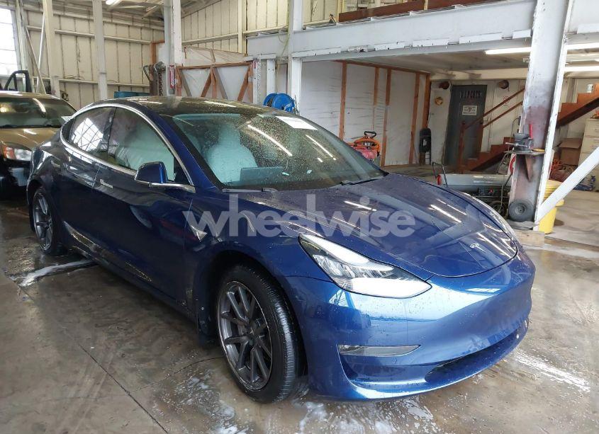 2020 Tesla Model 3 LONG RANGE DUAL MOTOR ALL-WHEEL DRIVE (VIN 5YJ3E1EB1LF668541) main photo