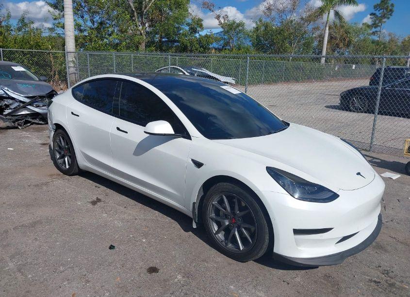 2021 Tesla Model 3 LONG RANGE DUAL MOTOR ALL-WHEEL DRIVE (VIN 5YJ3E1EB1MF978982) main photo
