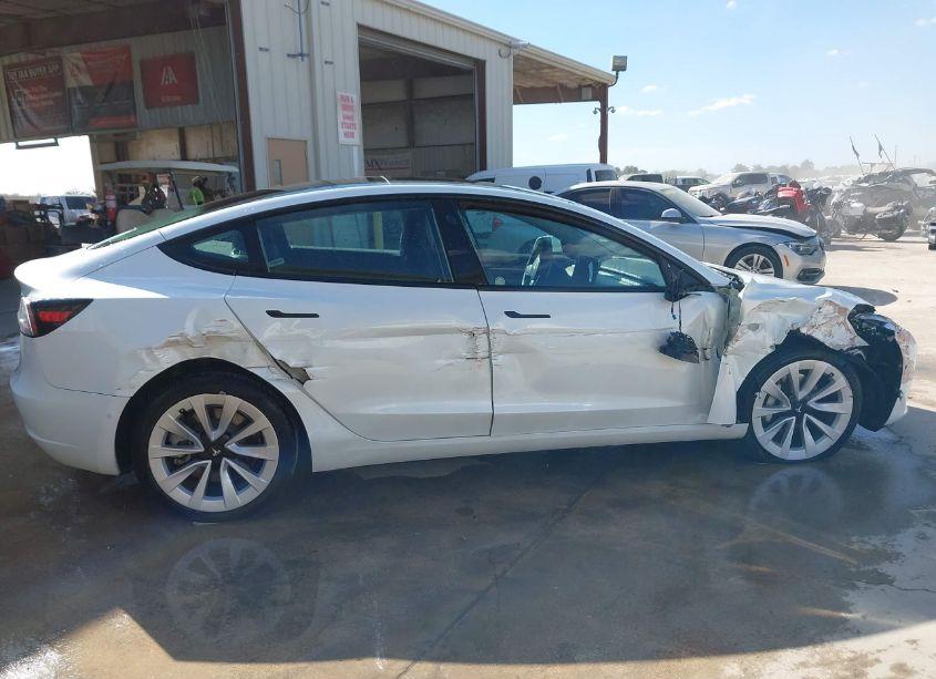 Photo 12 of 2022 Tesla Model 3 LONG RANGE DUAL MOTOR ALL-WHEEL DRIVE (VIN 5YJ3E1EB1NF258647)