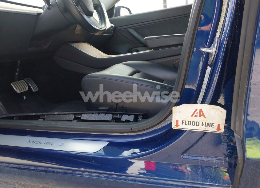 Photo 6 of 2018 Tesla Model 3 LONG RANGE/PERFORMANCE (VIN 5YJ3E1EB2JF084128)