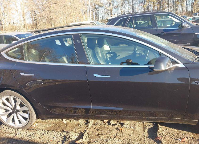 Photo 13 of 2018 Tesla Model 3 LONG RANGE/PERFORMANCE (VIN 5YJ3E1EB3JF109358)