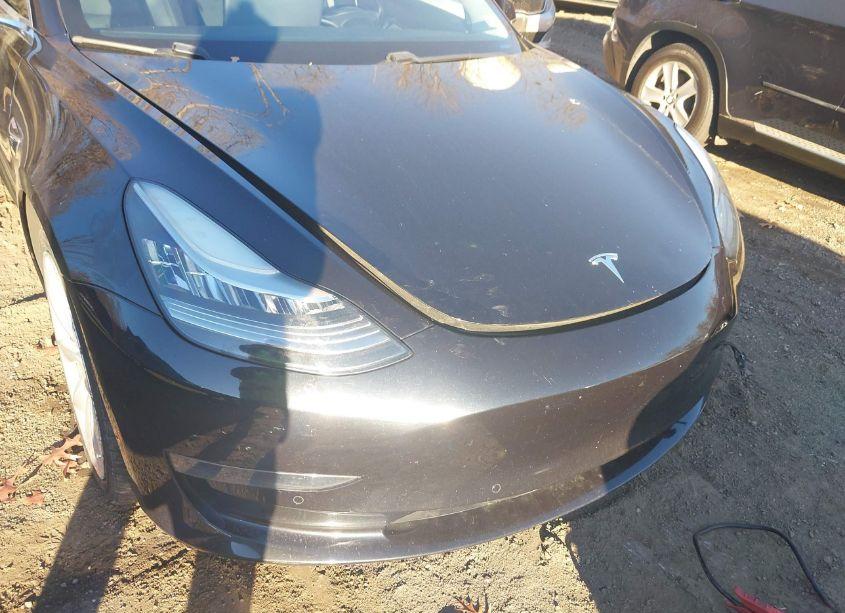 Photo 6 of 2018 Tesla Model 3 LONG RANGE/PERFORMANCE (VIN 5YJ3E1EB3JF109358)