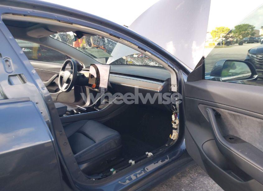 Photo 5 of 2020 Tesla Model 3 LONG RANGE DUAL MOTOR ALL-WHEEL DRIVE (VIN 5YJ3E1EB3LF663437)