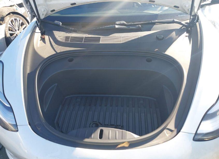 Photo 10 of 2020 Tesla Model 3 LONG RANGE DUAL MOTOR ALL-WHEEL DRIVE (VIN 5YJ3E1EB3LF790558)