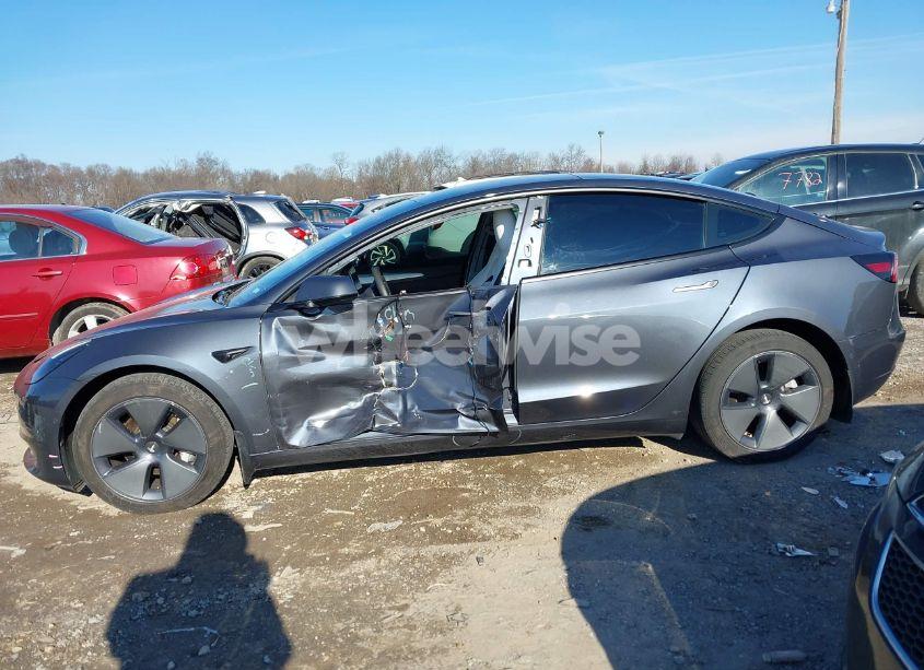 Photo 6 of 2022 Tesla Model 3 LONG RANGE DUAL MOTOR ALL-WHEEL DRIVE (VIN 5YJ3E1EB3NF138932)