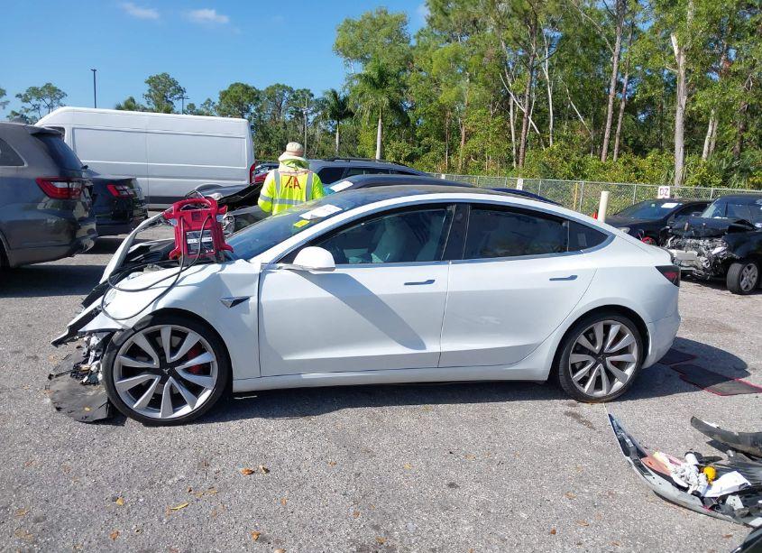 Photo 13 of 2018 Tesla Model 3 LONG RANGE/PERFORMANCE (VIN 5YJ3E1EB4JF081781)