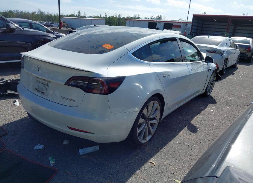 Photo 4 of 2018 Tesla Model 3 LONG RANGE/PERFORMANCE (VIN 5YJ3E1EB4JF081781)