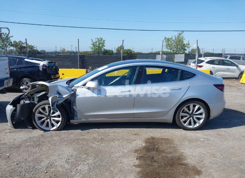 Photo 15 of 2018 Tesla Model 3 LONG RANGE/PERFORMANCE (VIN 5YJ3E1EB4JF091128)