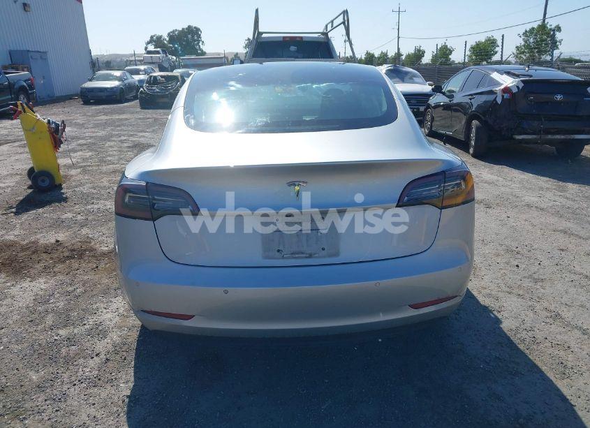 Photo 17 of 2018 Tesla Model 3 LONG RANGE/PERFORMANCE (VIN 5YJ3E1EB4JF091128)