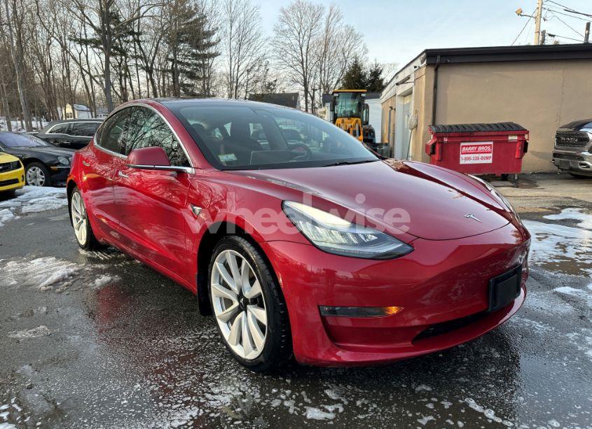 2018 Tesla Model 3 (VIN 5YJ3E1EB4JF146256) main photo