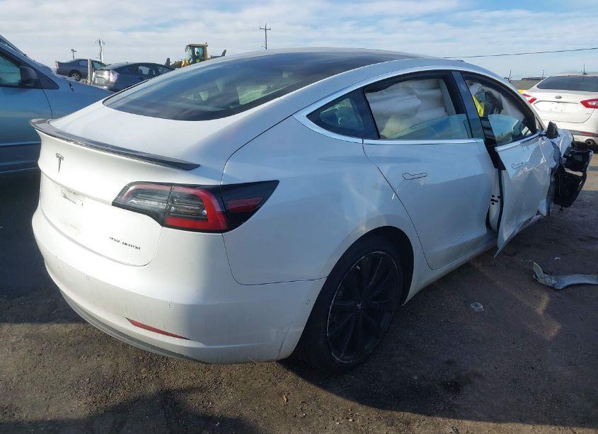 Photo 4 of 2019 Tesla Model 3 LONG RANGE/PERFORMANCE (VIN 5YJ3E1EB4KF194678)