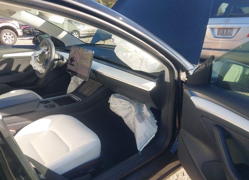 Photo 5 of 2021 Tesla Model 3 LONG RANGE DUAL MOTOR ALL-WHEEL DRIVE (VIN 5YJ3E1EB4MF015588)