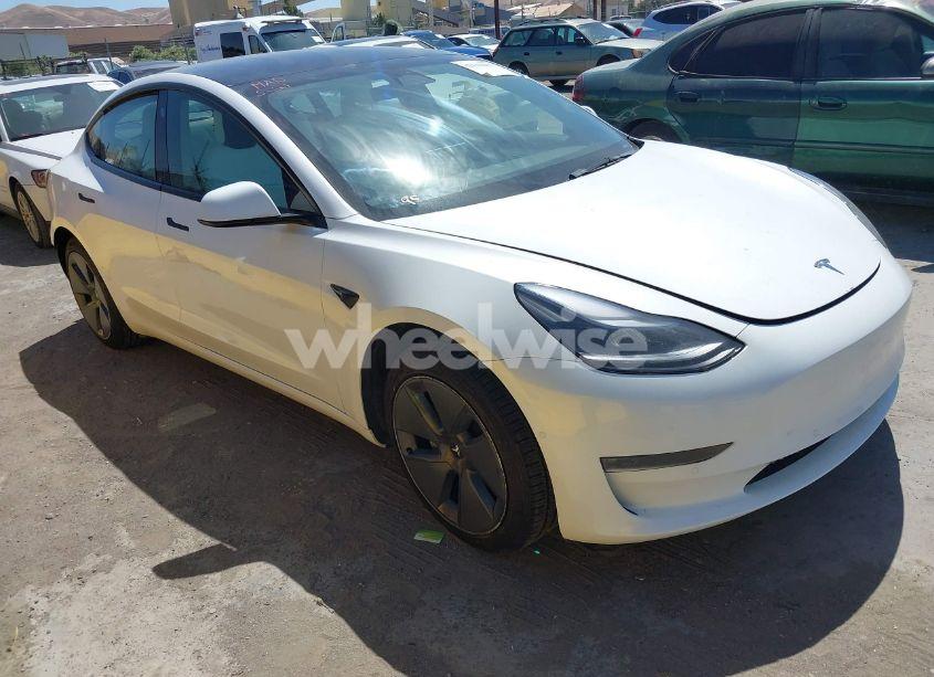 2022 Tesla Model 3 LONG RANGE (VIN 5YJ3E1EB4NF169400) main photo
