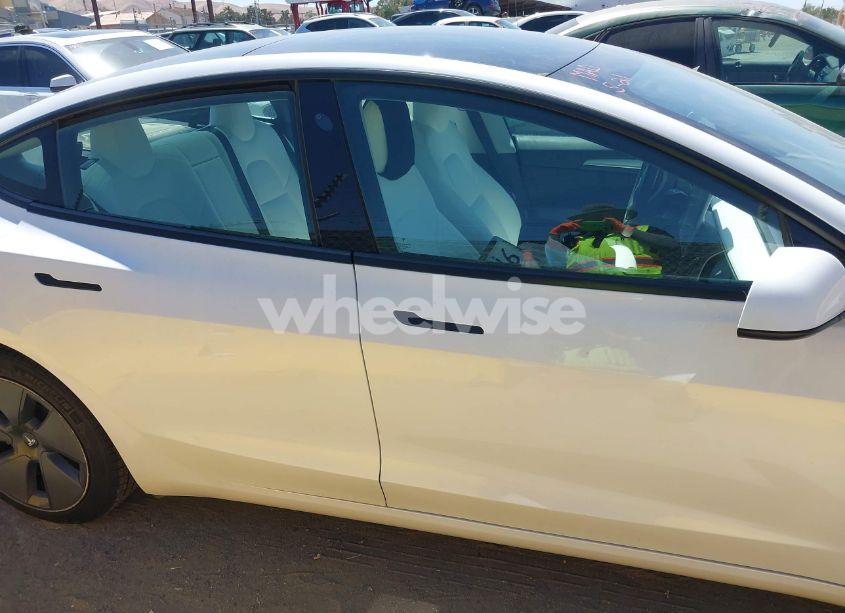 Photo 13 of 2022 Tesla Model 3 LONG RANGE (VIN 5YJ3E1EB4NF169400)