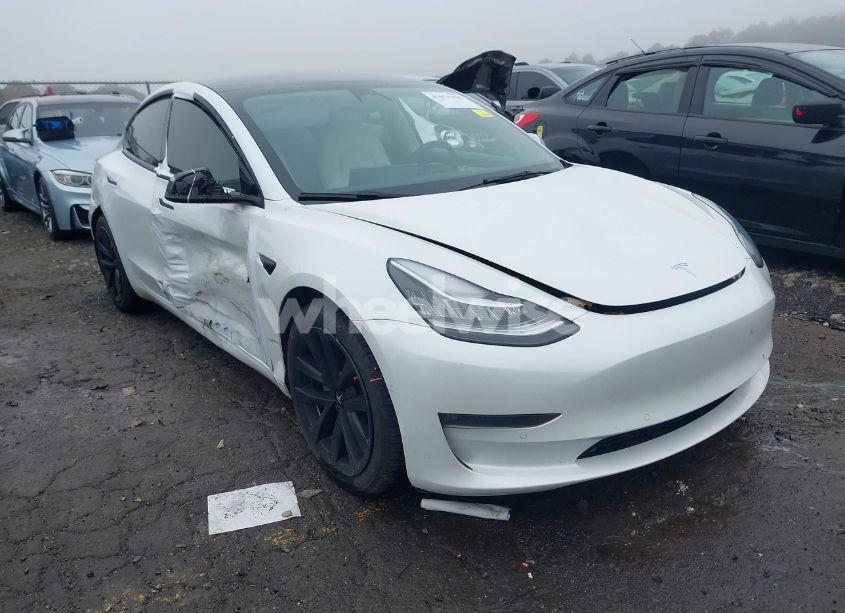 2022 Tesla Model 3 LONG RANGE DUAL MOTOR ALL-WHEEL DRIVE (VIN 5YJ3E1EB4NF241647) main photo