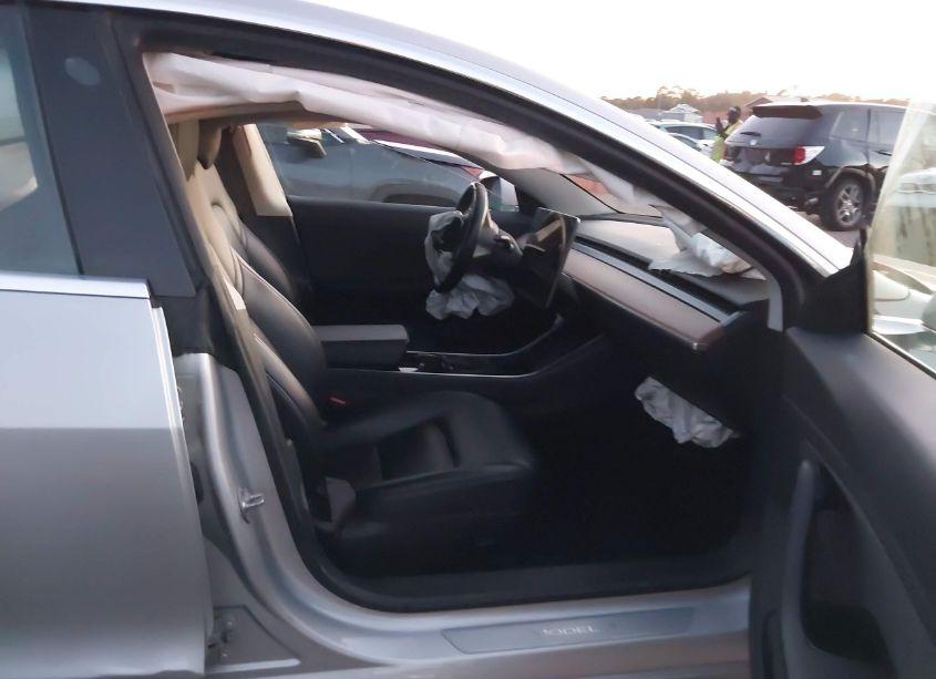 Photo 5 of 2018 Tesla Model 3 LONG RANGE/PERFORMANCE (VIN 5YJ3E1EB5JF065265)