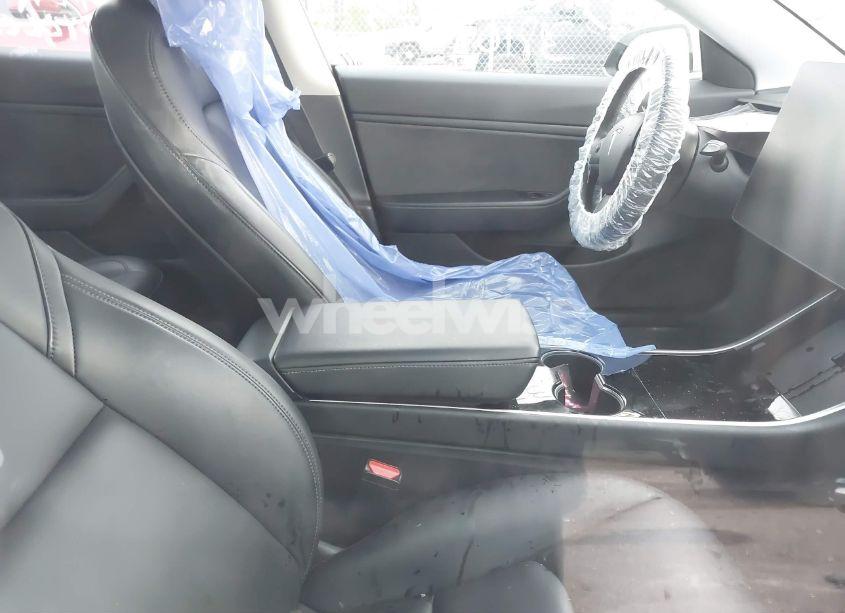 Photo 5 of 2018 Tesla Model 3 PERFORMANCE/LONG RANGE (VIN 5YJ3E1EB5JF113380)