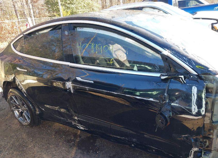 Photo 13 of 2020 Tesla Model 3 LONG RANGE DUAL MOTOR ALL-WHEEL DRIVE (VIN 5YJ3E1EB5LF600145)