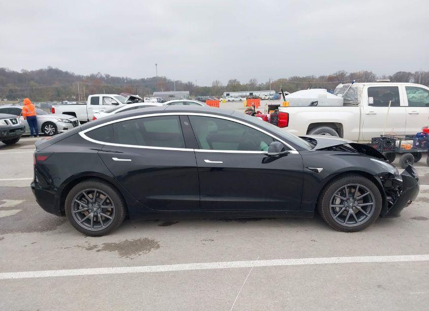 Photo 13 of 2020 Tesla Model 3 LONG RANGE DUAL MOTOR ALL-WHEEL DRIVE (VIN 5YJ3E1EB5LF769677)