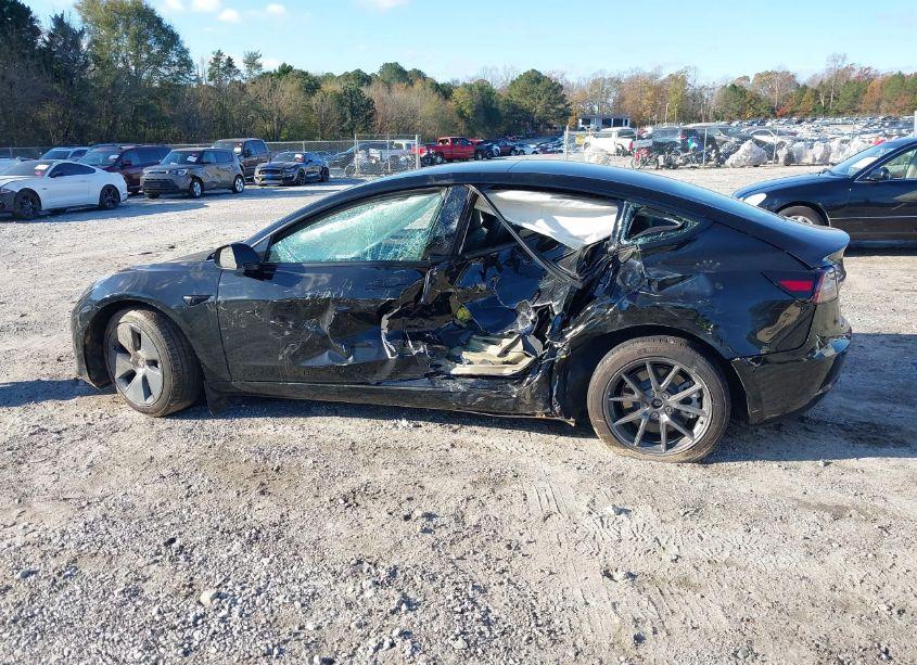 Photo 14 of 2022 Tesla Model 3 LONG RANGE DUAL MOTOR ALL-WHEEL DRIVE (VIN 5YJ3E1EB5NF331549)