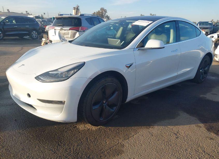 Photo 2 of 2018 Tesla Model 3 LONG RANGE/PERFORMANCE (VIN 5YJ3E1EB6JF131130)