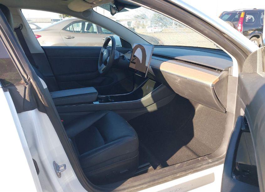 Photo 5 of 2020 Tesla Model 3 LONG RANGE DUAL MOTOR ALL-WHEEL DRIVE (VIN 5YJ3E1EB6LF637575)