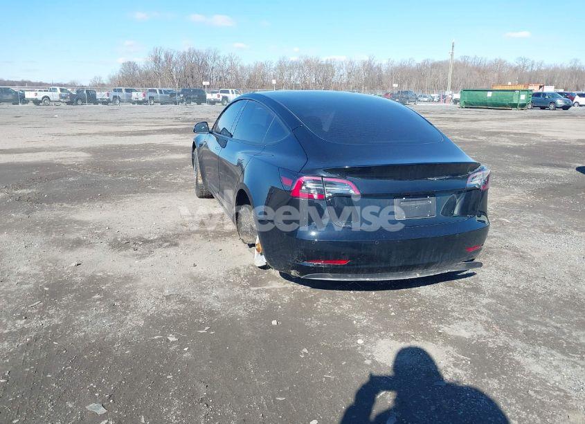 Photo 3 of 2022 Tesla Model 3 LONG RANGE DUAL MOTOR ALL-WHEEL DRIVE (VIN 5YJ3E1EB6NF271314)