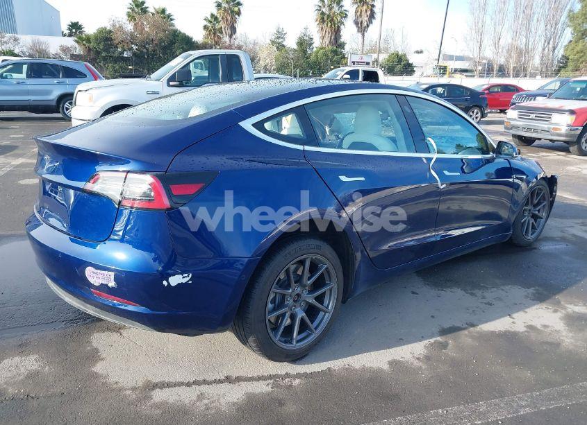 Photo 4 of 2018 Tesla Model 3 LONG RANGE/PERFORMANCE (VIN 5YJ3E1EB7JF075182)