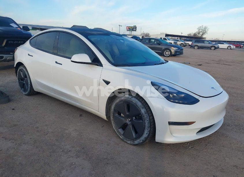 2022 Tesla Model 3 LONG RANGE DUAL MOTOR ALL-WHEEL DRIVE (VIN 5YJ3E1EB7NF167026) main photo