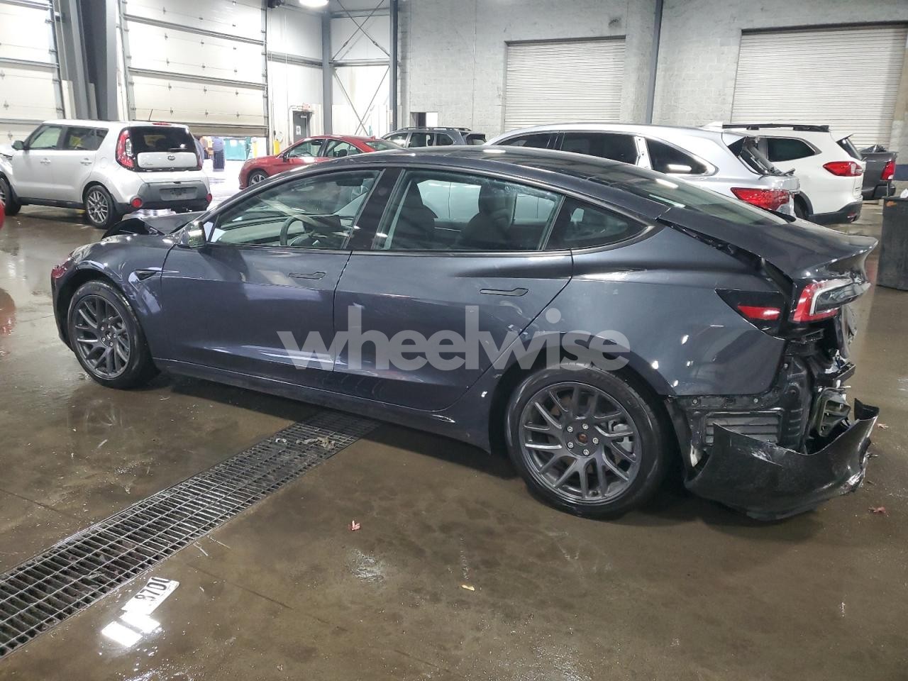 Photo 2 of 2025 TESLA MODEL 3 N/A (VIN 5YJ3E1EB7SF929055)