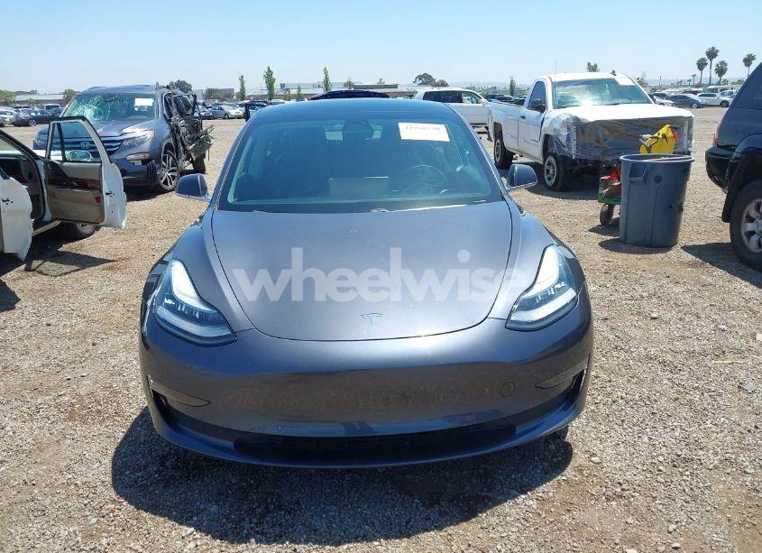 Photo 13 of 2018 Tesla Model 3 LONG RANGE/PERFORMANCE (VIN 5YJ3E1EB8JF105886)