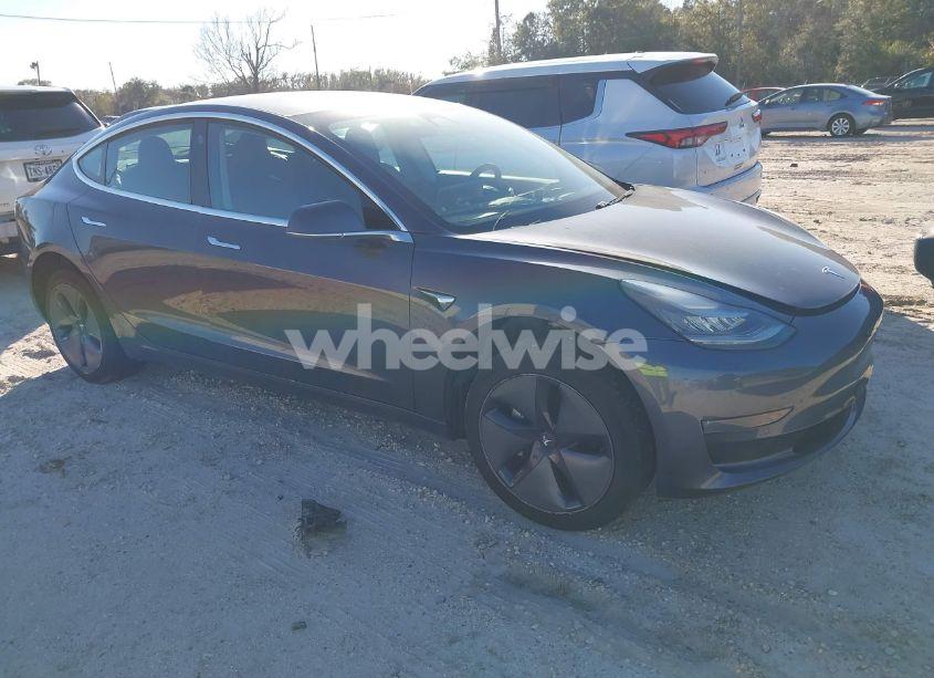 2019 Tesla Model 3 LONG RANGE/PERFORMANCE (VIN 5YJ3E1EB8KF386895) main photo