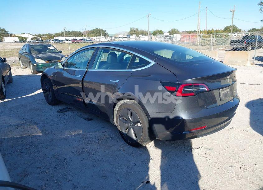 Photo 3 of 2019 Tesla Model 3 LONG RANGE/PERFORMANCE (VIN 5YJ3E1EB8KF386895)