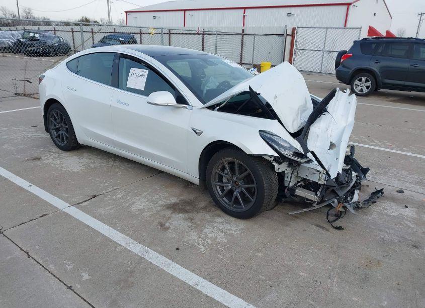 2019 Tesla Model 3 LONG RANGE/PERFORMANCE (VIN 5YJ3E1EB8KF510471) main photo