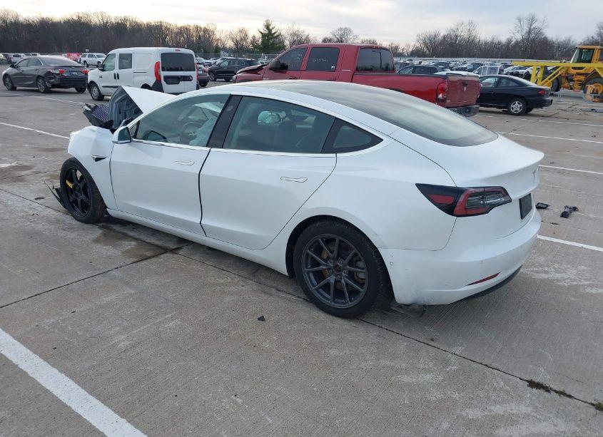 Photo 3 of 2019 Tesla Model 3 LONG RANGE/PERFORMANCE (VIN 5YJ3E1EB8KF510471)
