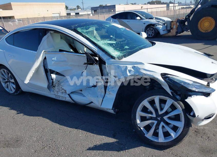 Photo 6 of 2020 Tesla Model 3 LONG RANGE DUAL MOTOR ALL-WHEEL DRIVE (VIN 5YJ3E1EB8LF628831)