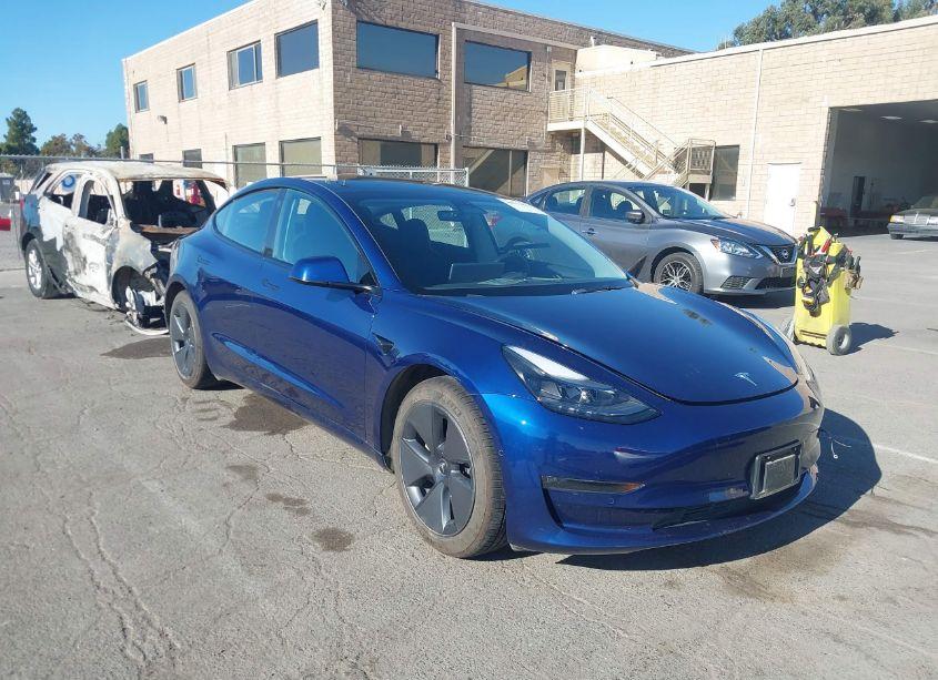 2022 Tesla Model 3 LONG RANGE DUAL MOTOR ALL-WHEEL DRIVE (VIN 5YJ3E1EB8NF179086) main photo